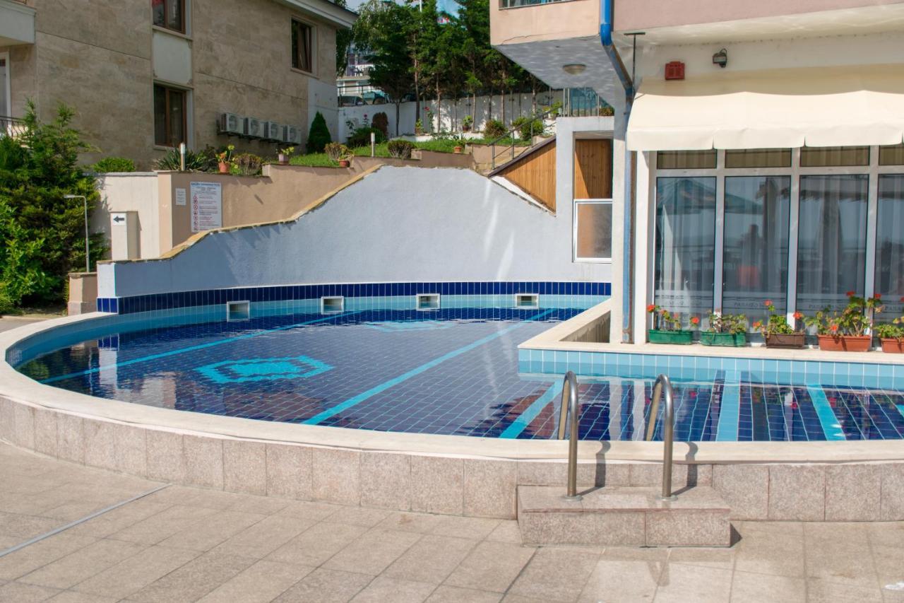 Paraiso Theopolis Obzor Exterior photo