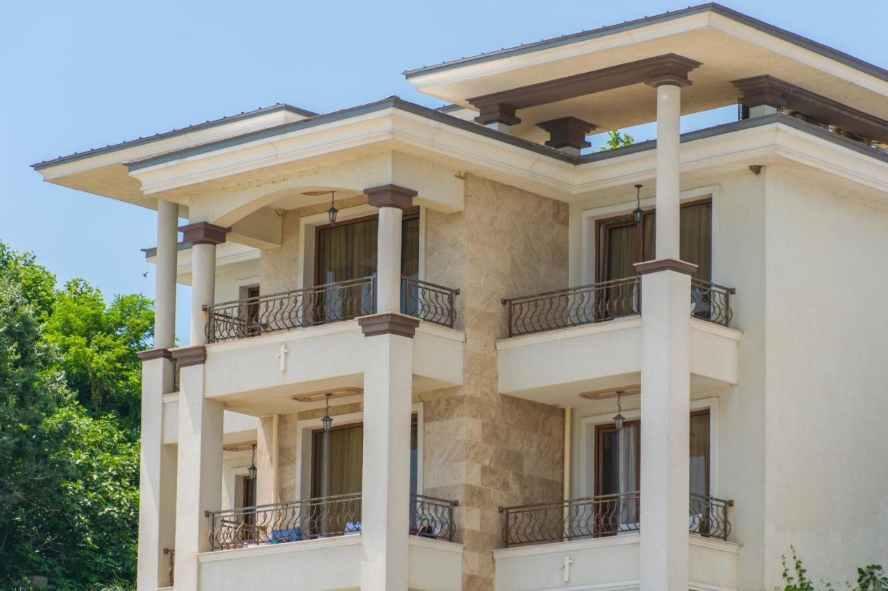 Paraiso Theopolis Obzor Exterior photo
