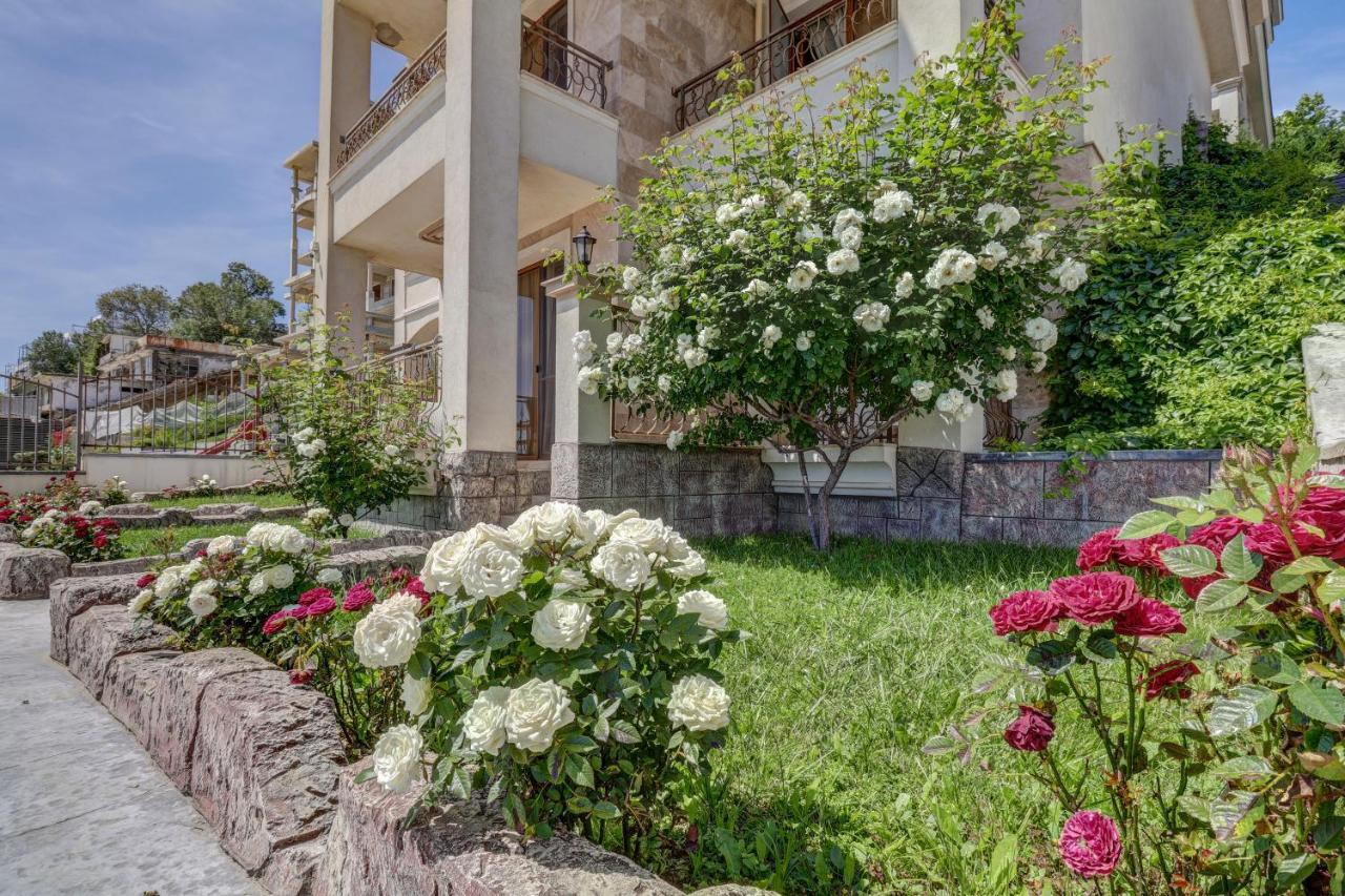 Paraiso Theopolis Obzor Exterior photo