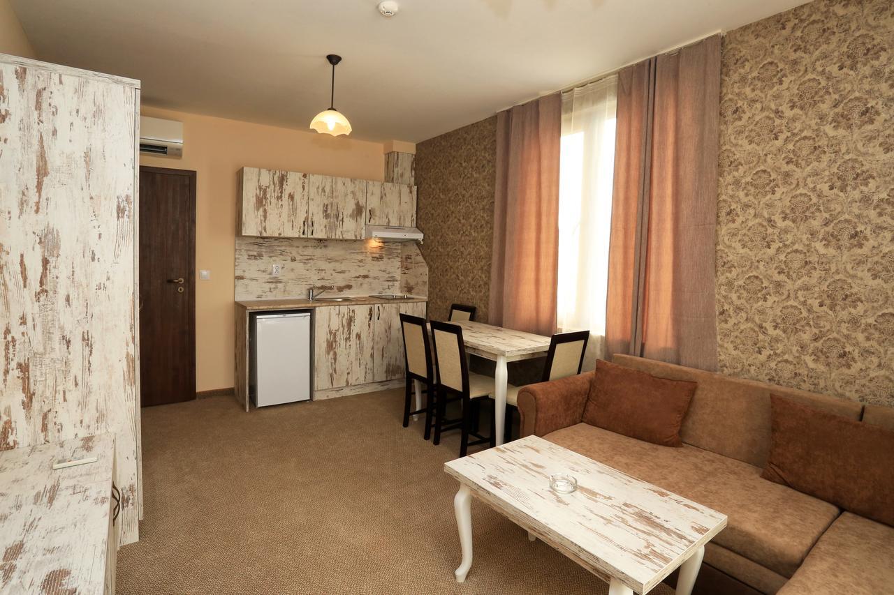 Paraiso Theopolis Obzor Exterior photo